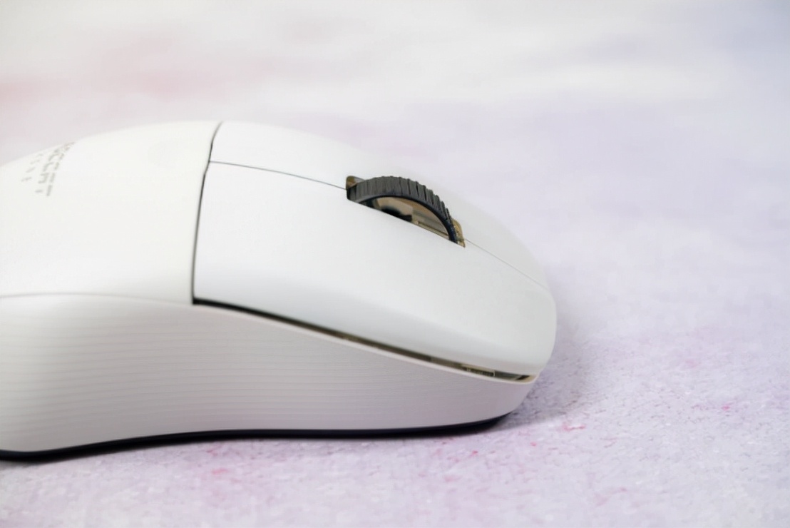 三种连接模式，高性能高颜值，冰豹魔幻豹KONE PRO AIR体验