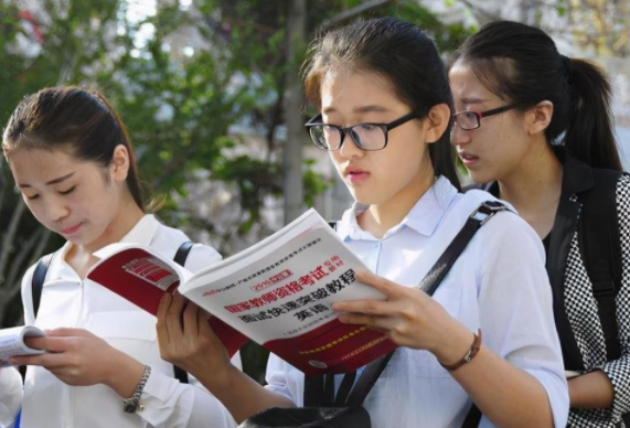 学生读研需要花多少钱？算完这笔账后才知道，花费数额不小