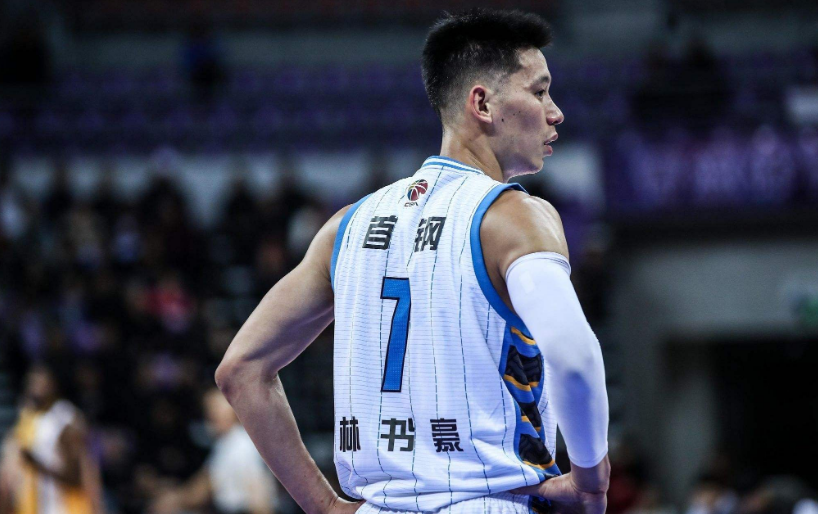 林书豪为什么会被nba裁掉(林书豪当年在联盟中实力超强，但是过了林疯狂时期，又为何被裁掉)