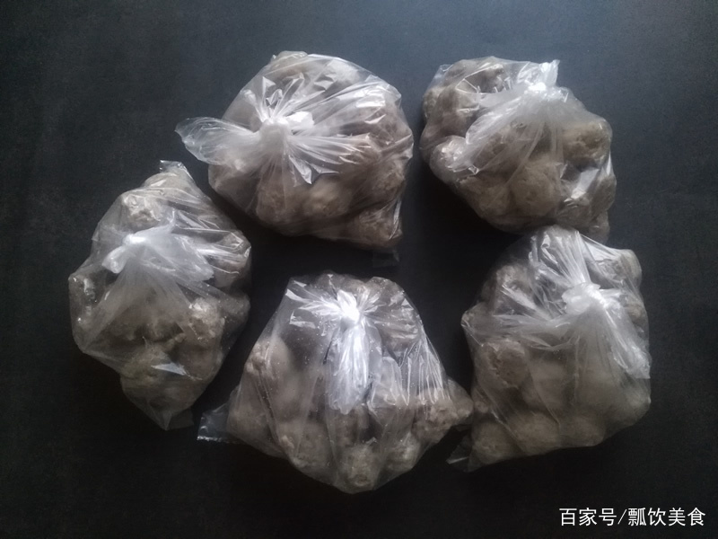 教你自制牛肉丸，无需手打，鲜嫩好吃，制作简单，比吃牛肉方便