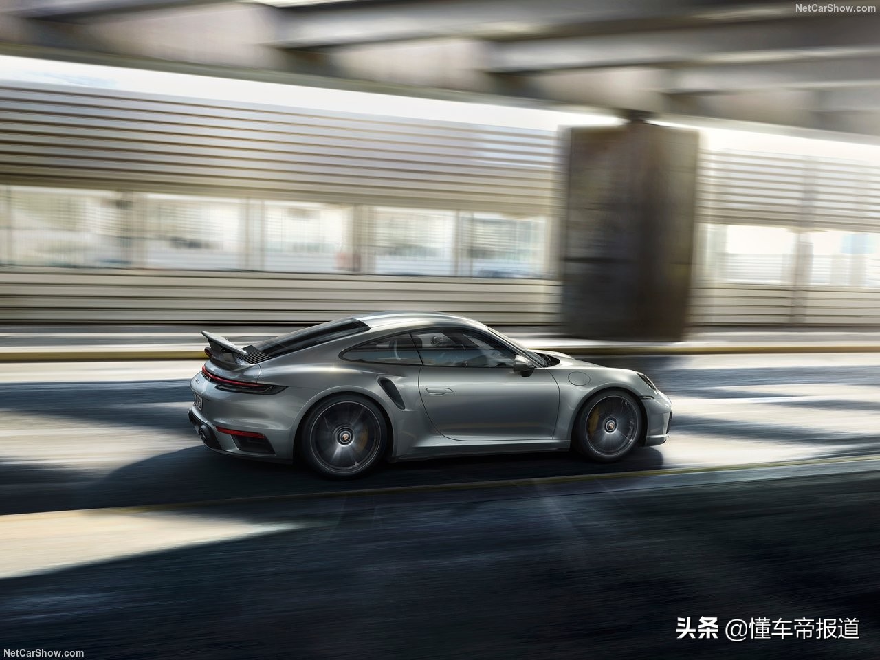 疯狂的“青蛙”！保时捷911 Turbo S新车解析 