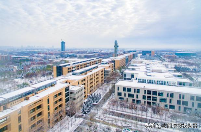 北京邮电大学是985还是211（成电被西电追赶）