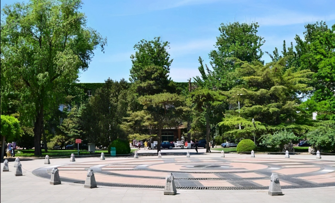 内蒙古黑马院校，成立不足七年，就业率全区第一，实力不一般