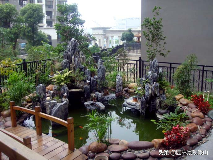 为什么庭院鱼池越来越受欢迎？听听设计师们怎么说