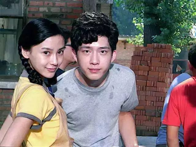 黄晓明杨颖宣布离婚！6年婚姻结束和平分手，世纪婚礼成泡沫