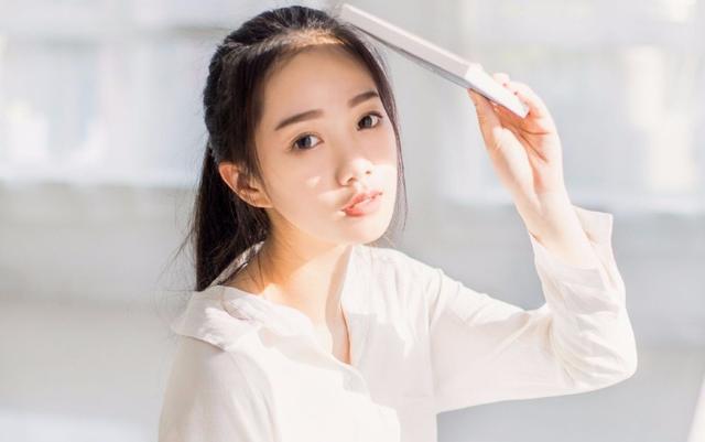 “败家儿媳月月旅游，钱多替小叔子交房贷”“笑话，我妈给的钱”