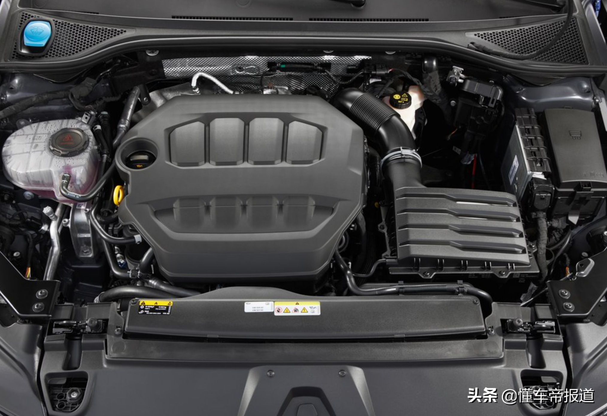 新车 | 信仰升级！大众新CC猎装车R官图发布，320马力4.9秒破百