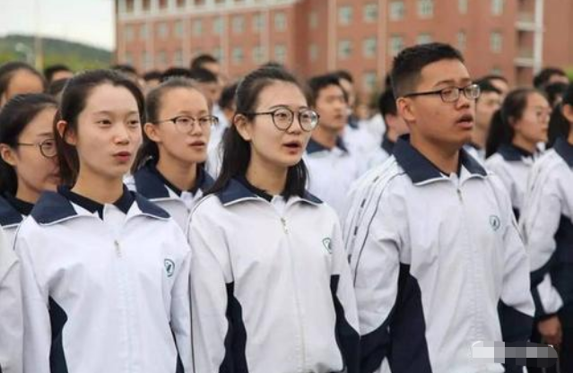 江苏宣布高考“新政策”，明确三项高考加分政策，家长表示不公平