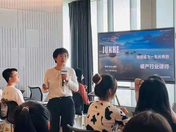 立方人物·访谈｜君合董明律师：我是幸运的