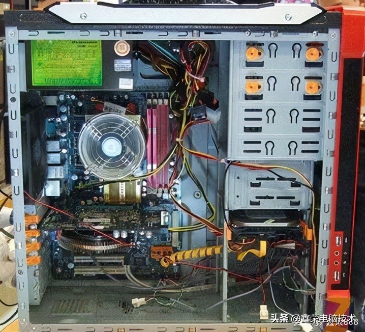 一台电脑一天24小时耗电多少度