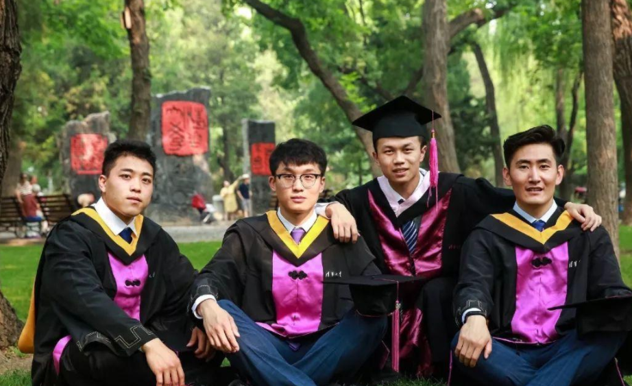 国内研究生院排行榜出炉，哈工大表现亮眼，清华北大无缘榜首