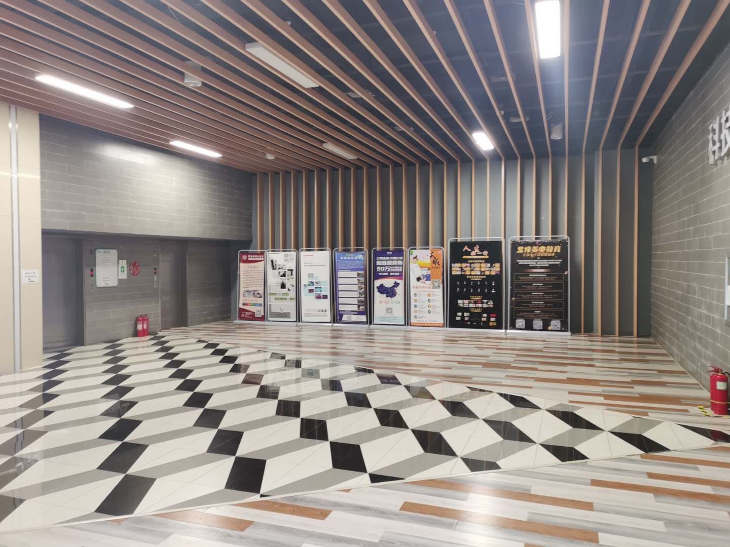 青岛市清大东方消防培训学校正式成为青岛市应急管理协会理事单位