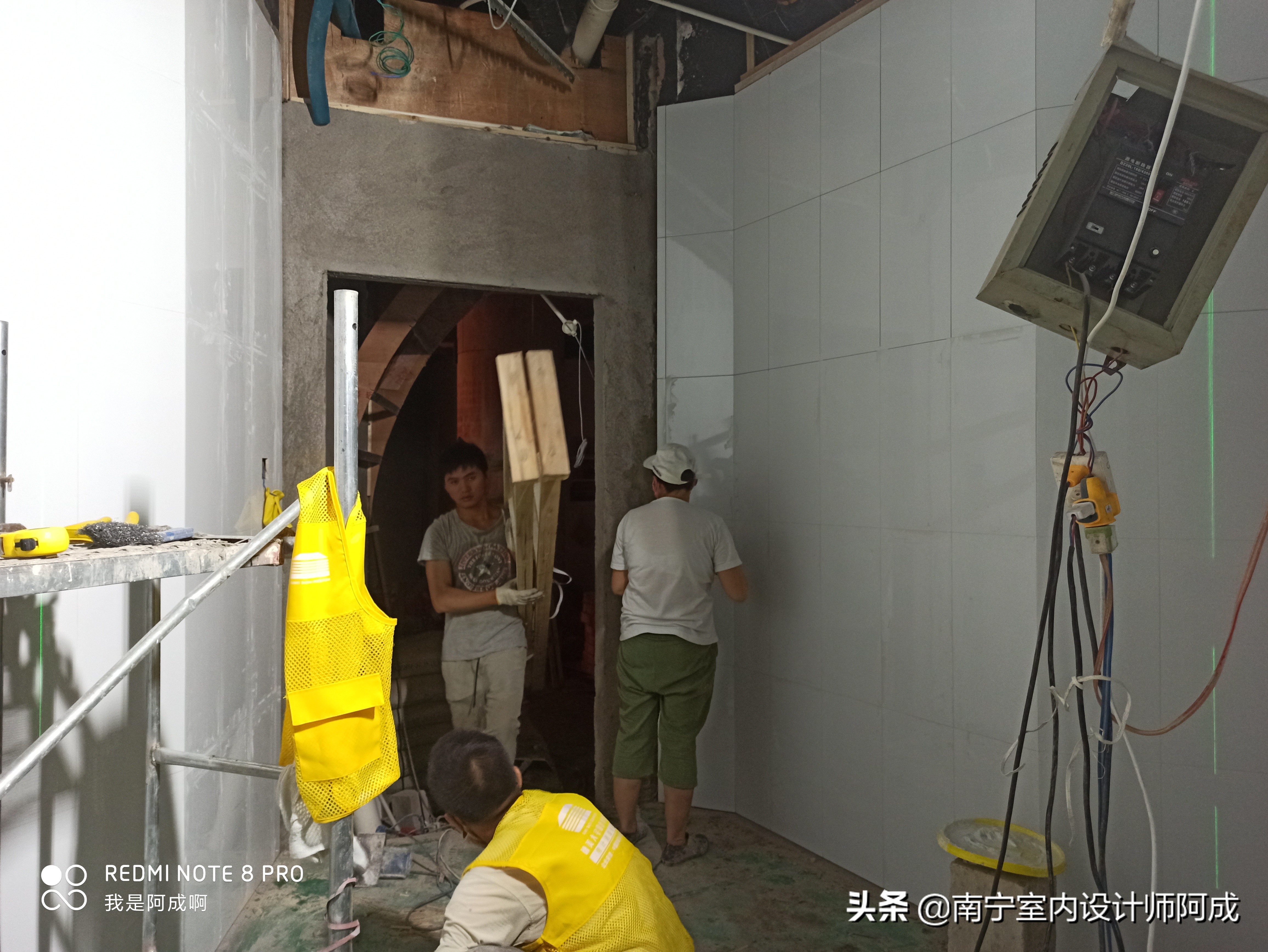 如果你有个异形结构店面，你会如何规划设计丨看看这家蛋糕店实景