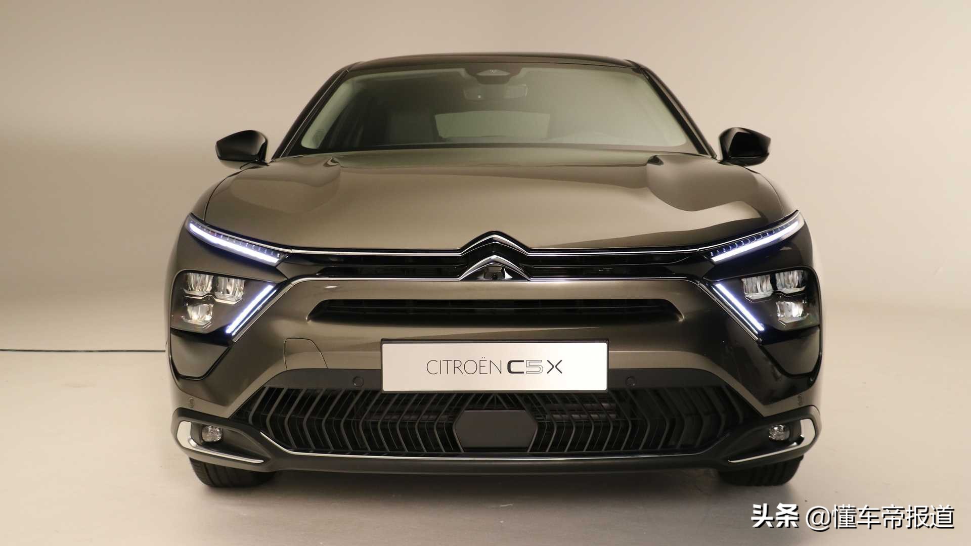 新车｜雪铁龙全新旗舰车型C5X发布！造型夸张，年中上市