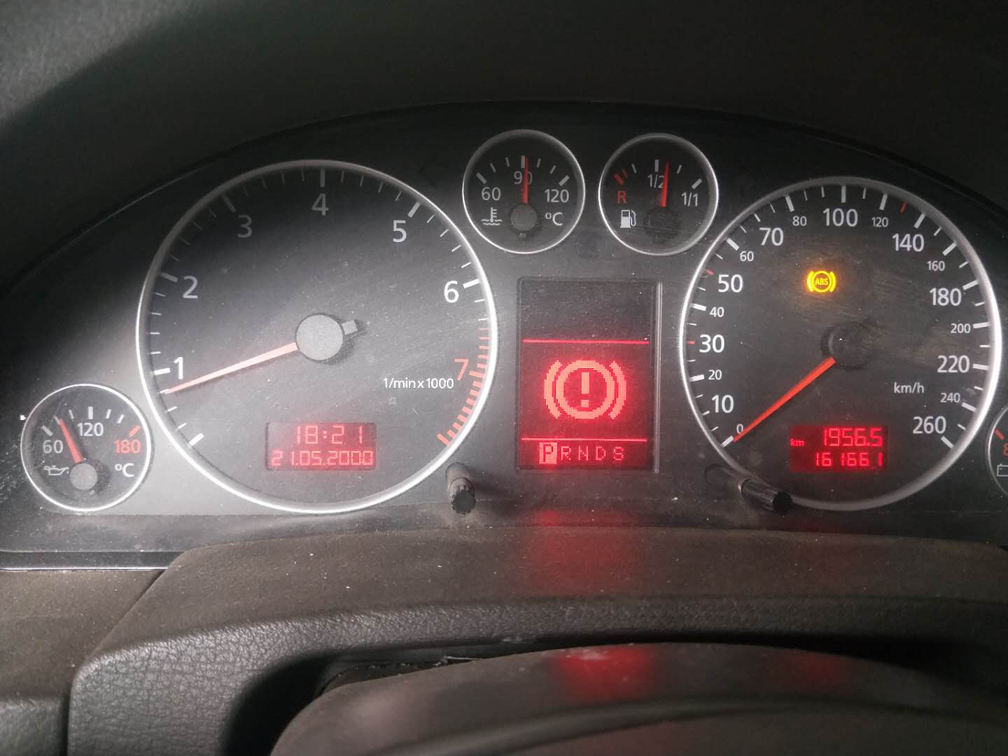 奥迪2.8V6发动机故障一大堆，最吓人的是差点把发动机甩出去