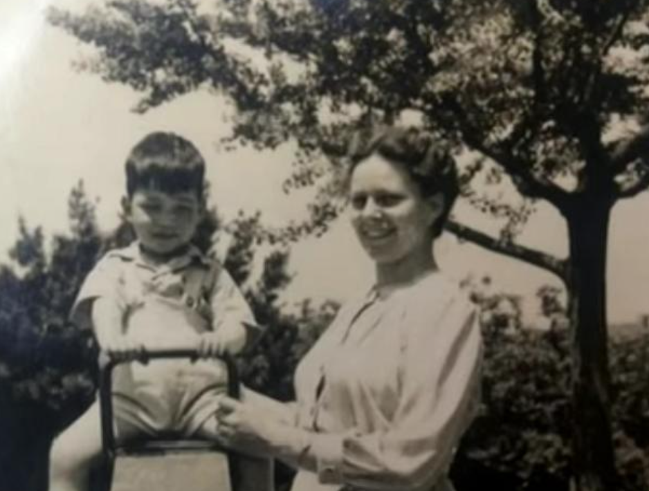 美国姑娘在华执教70年，周总理特批绿卡，家里五星红旗谁都不让碰