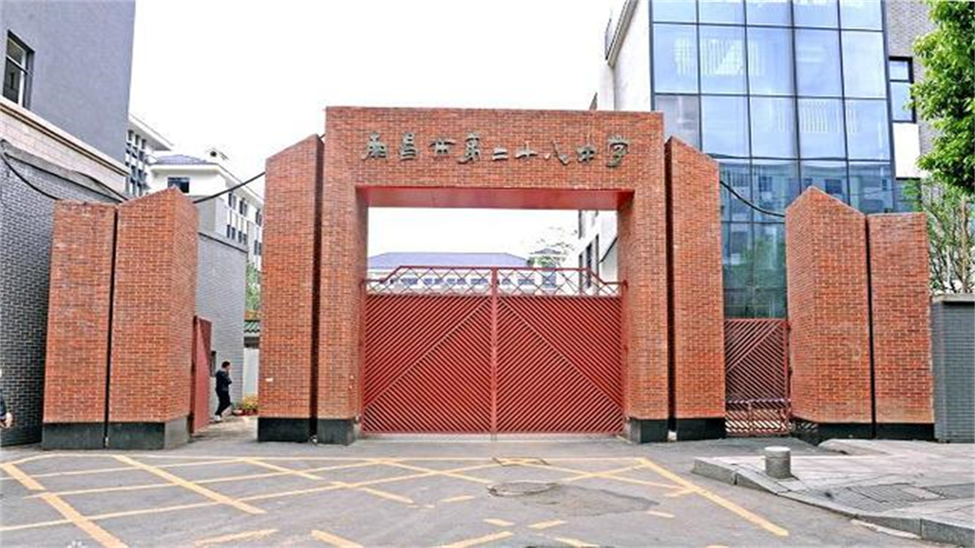 江西南昌迎来1所学校，耗资2.4亿，占地4.5万平，开设72个班级