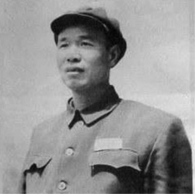 开国少将范明：唯一与毛主席单线联系的王牌卧底，真名却没人知道