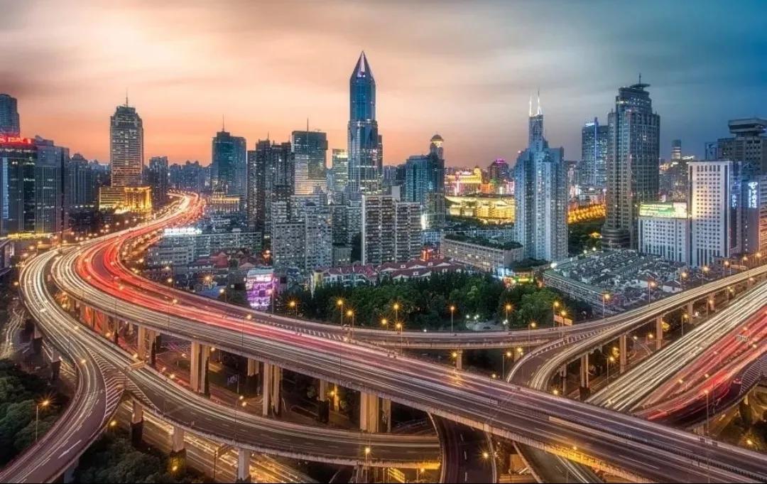 六本都市连载小说，主角职业各有不同，同样拥有精彩人生，书荒进