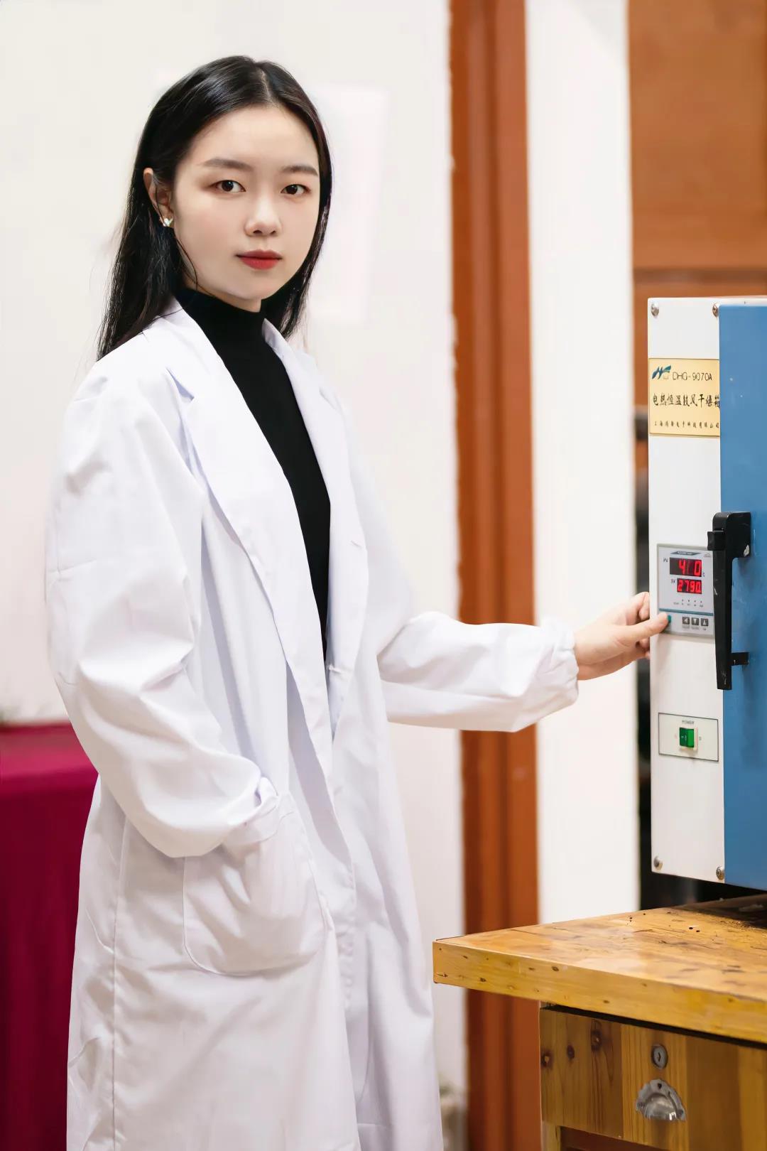 湖南科技大学廖欢，专业第一保送清华，网友：学霸加颜霸，爱了