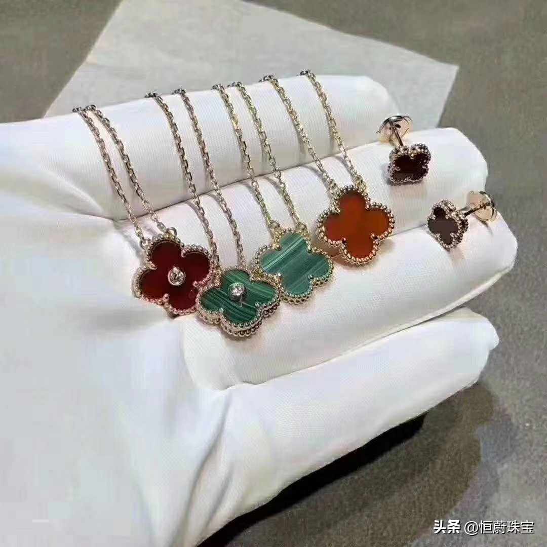 七夕情人节最受女生欢迎的十大项链排行榜，卡地亚双环项链排第六