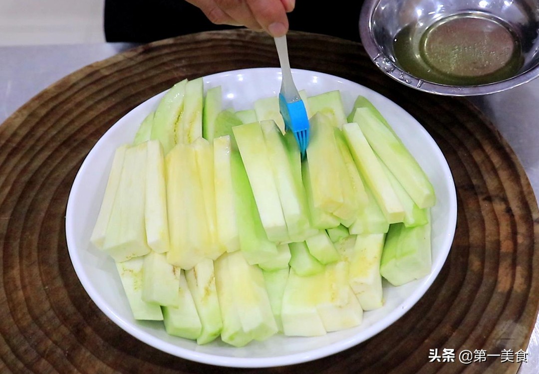 茄子的功效与作用，茄子做法大全家常菜图片