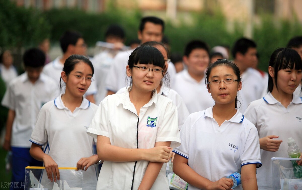 初中毕业能上什么学校？成绩不理想，择校要注意这些问题