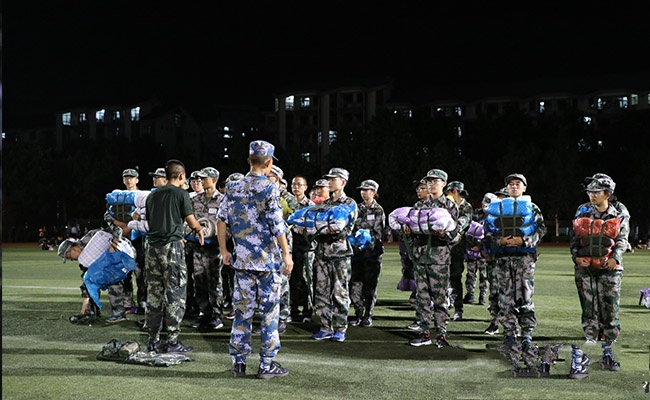 清华大学新生军训拉练集锦