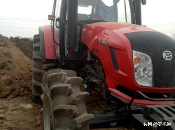 家庭農(nóng)場主：東風拖拉機質量好，效率高，我打算再買2臺