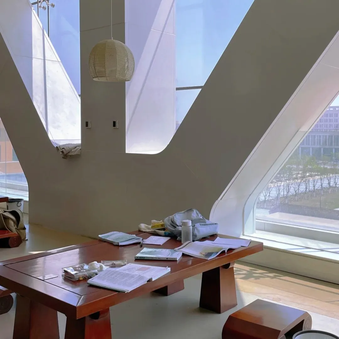 22考研还不知道如何择校？大学最高颜值的图书馆推荐