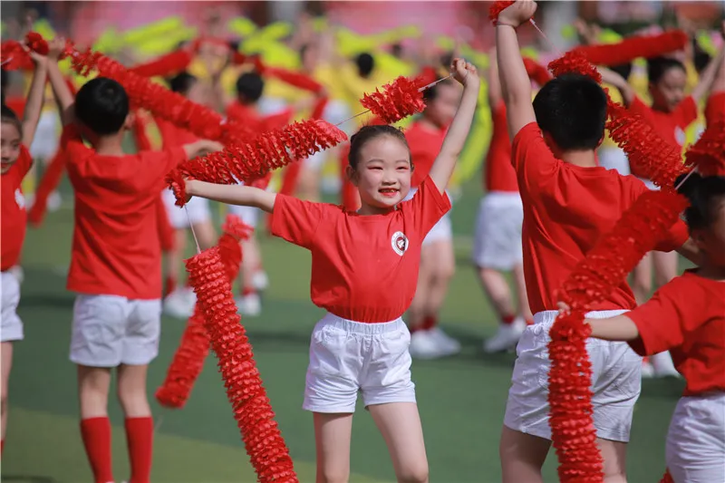 超燃运动盛会·震撼灞柳河畔！西安铁一中滨河第八届体育节暨田径运动会火热进行中……