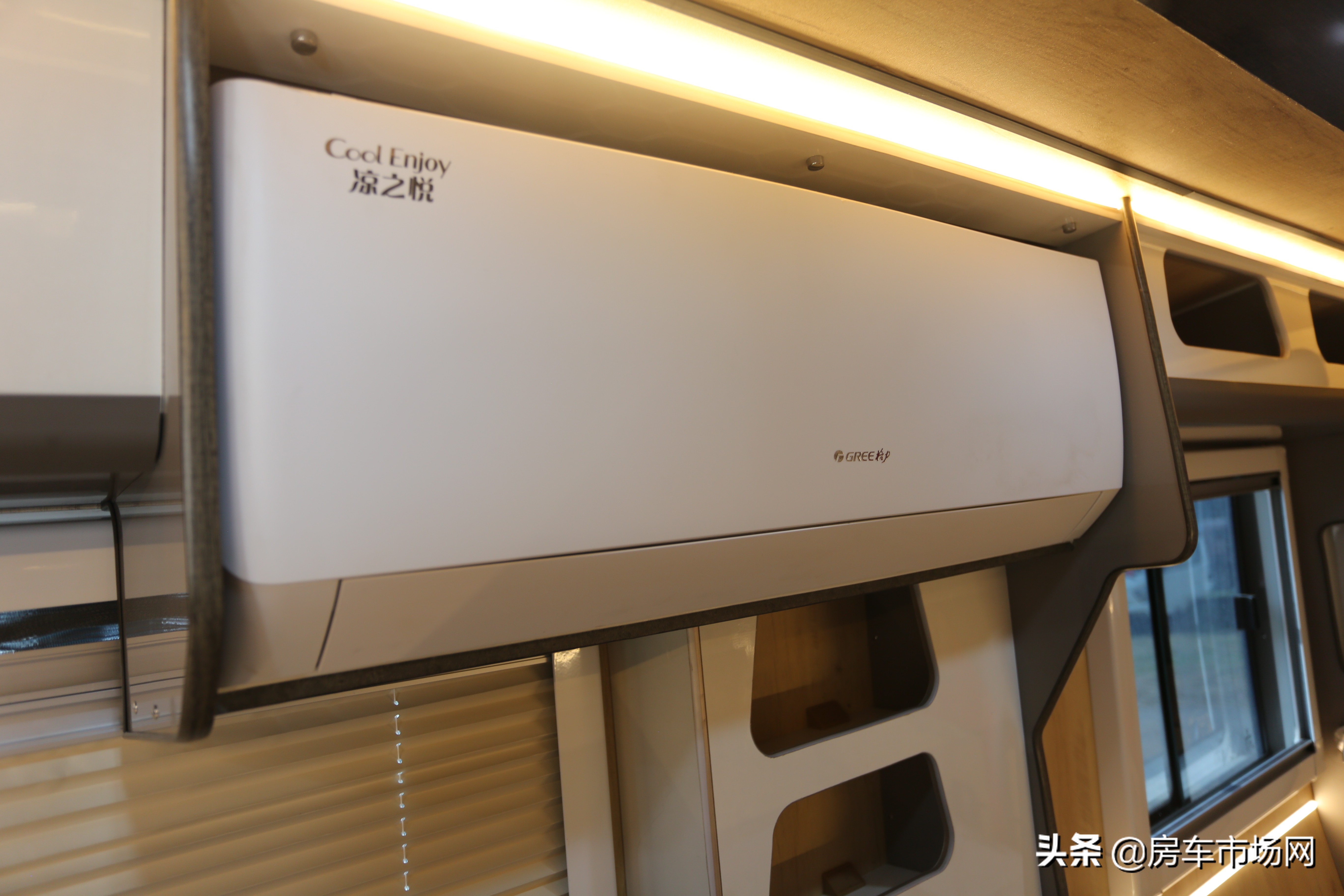 42万东风越野房车，4.1T动力600牛米，前后硬桥带锁可选分时四驱