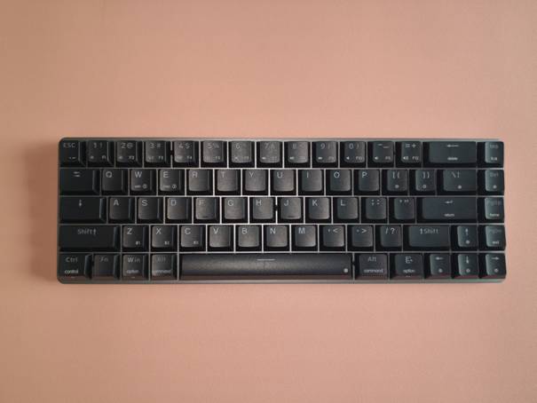 机械键盘居然如此纤薄- SKYLOONG 小呆虫 NT68 便携无线键盘评测