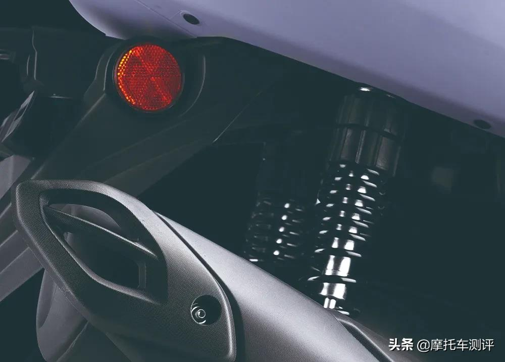 27800元,雅马哈NMAX超级进化,TCS版终上市