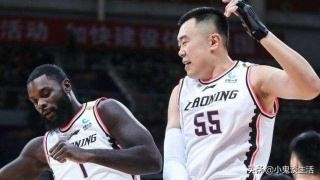 多米琼斯为什么打不了nba(连续击败辽宁和豪强，这支球队剑指总冠军)