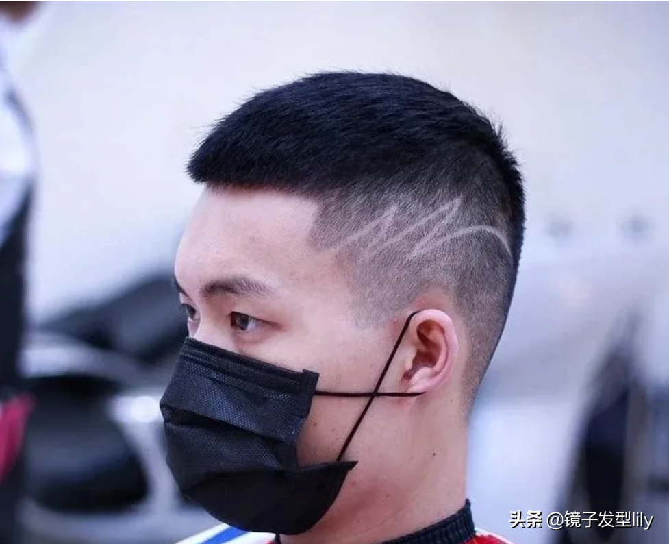 飞机头短发受欢迎的男士发型有哪几种小寸头飞机头两侧铲短发型都不错
