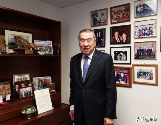 周立波三任律师（周立波现任律师与前任律师）