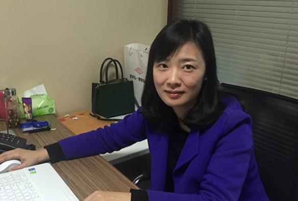 别死盯着公务员了，这些职业比公务员更“吃香”，稳定性高待遇好