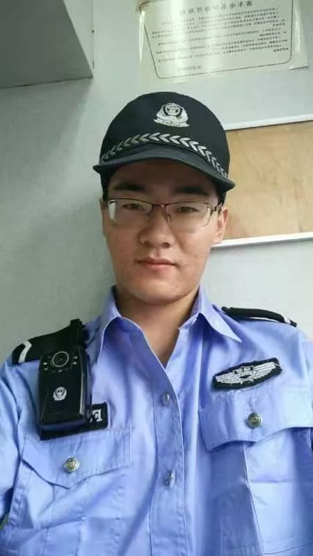 铁路在北票直招一批长期合同制：高铁乘务，铁路电工，铁路信号，火车司机等学员年龄17-25周岁，限招16名