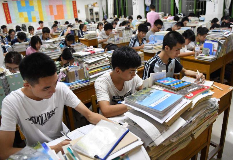 北京师范大学附属中学地址（北京著名的4所高中）