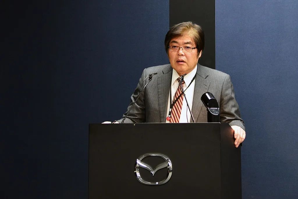 除了直六、后驱、汽油压燃，百年马自达还有什么“隐藏大招”？