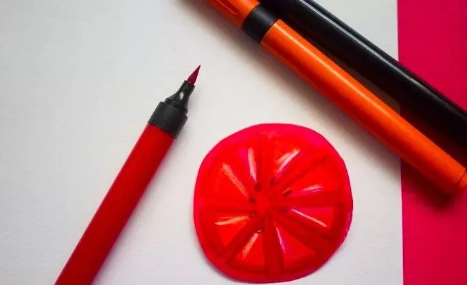 10款变废为宝小手工，让孩子越玩越聪明的益智DIY，附教程