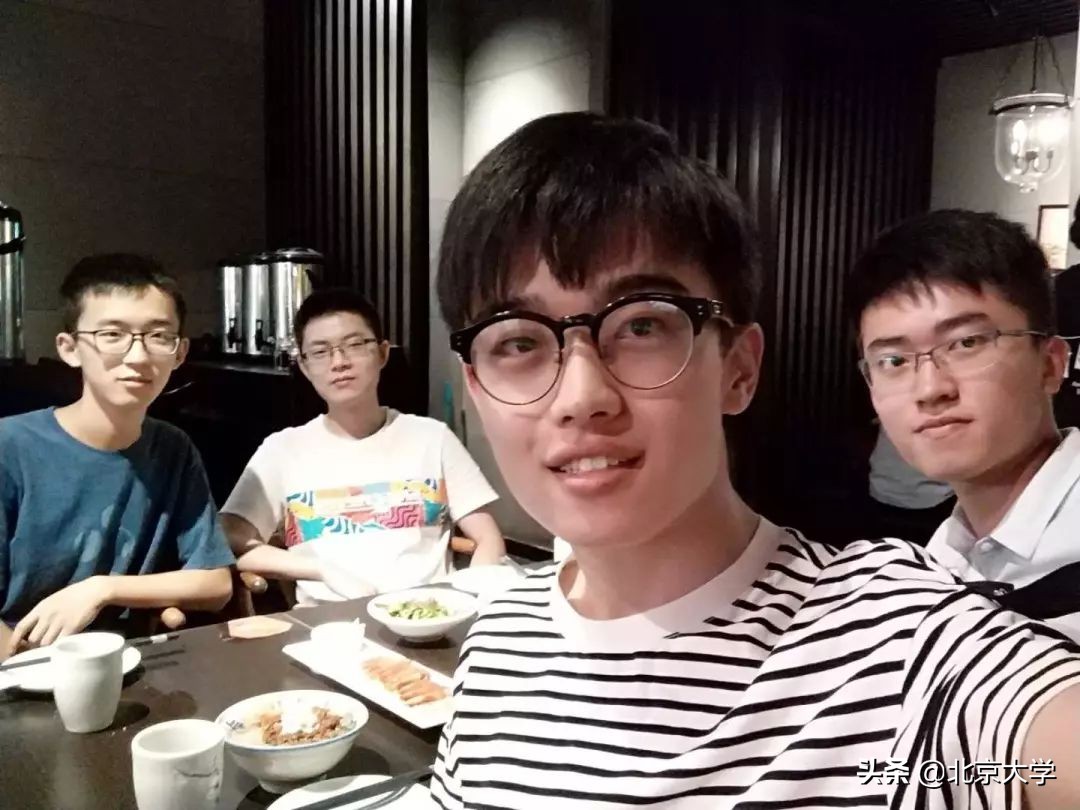 北大学霸宿舍来袭！看看上大学该有的样子