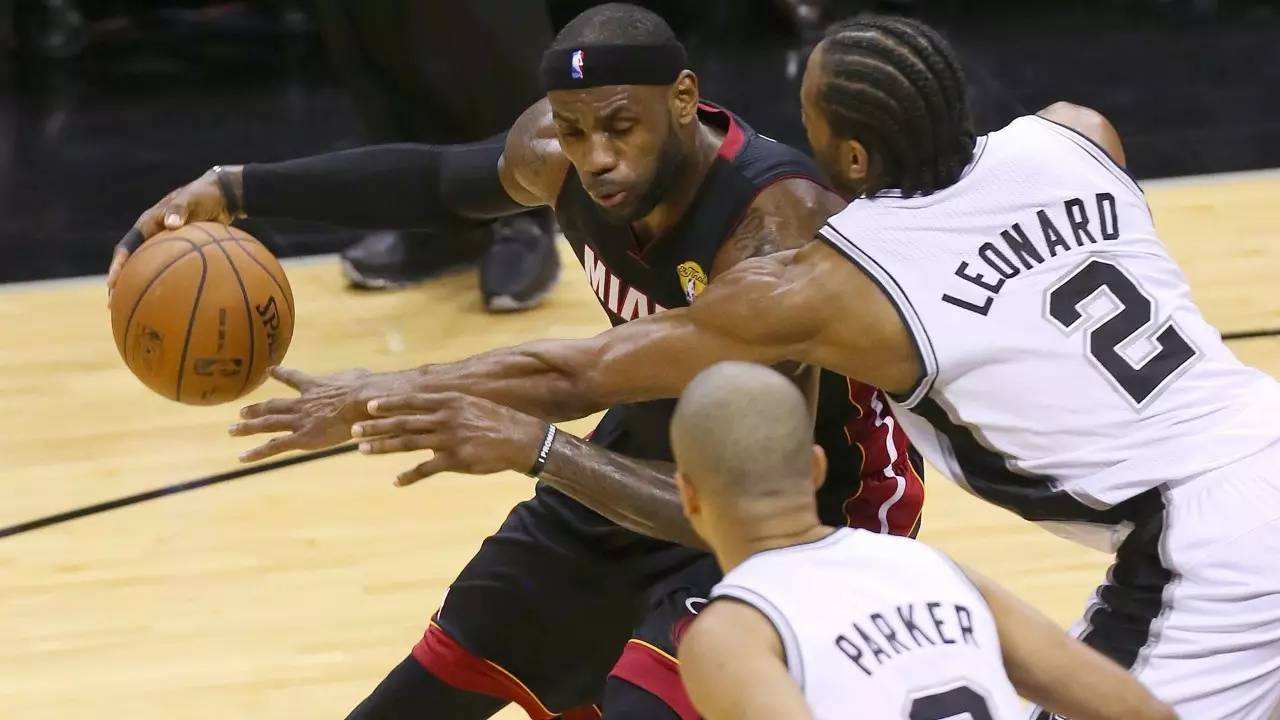 nba为什么5犯要下(生涯从未6犯离场有多难？NBA历史上仅三人做到，一人19年从未6犯)