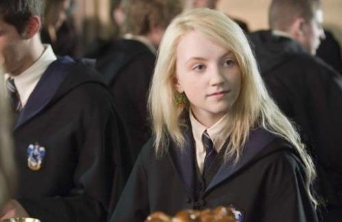 《哈利·波特》霍格沃兹入学指南，四大学院你最想去哪个学院呢？