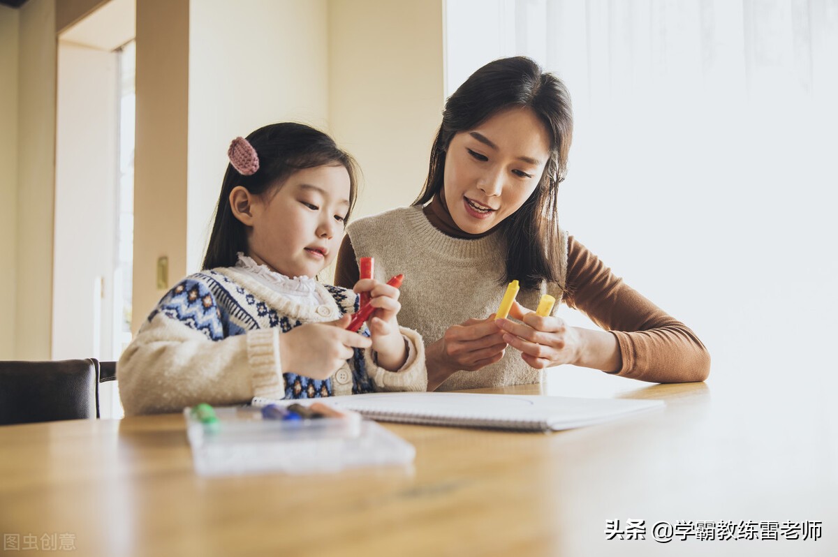 儿子摔坏了爸爸5000元的手机，太好了，我给他上了一课