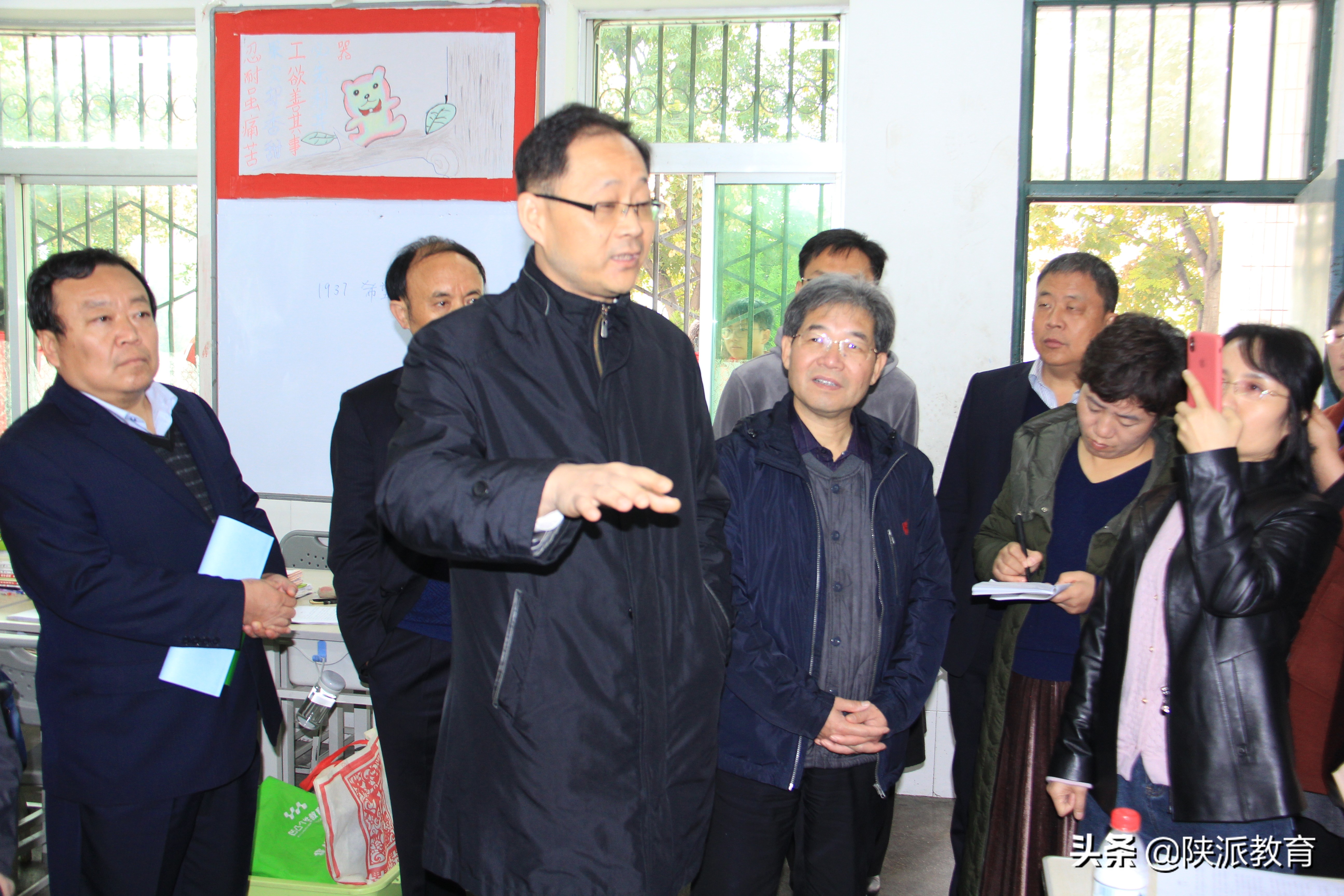 西北地区首届高中高效课堂创新大赛暨课堂革命高峰论坛在大荔举行