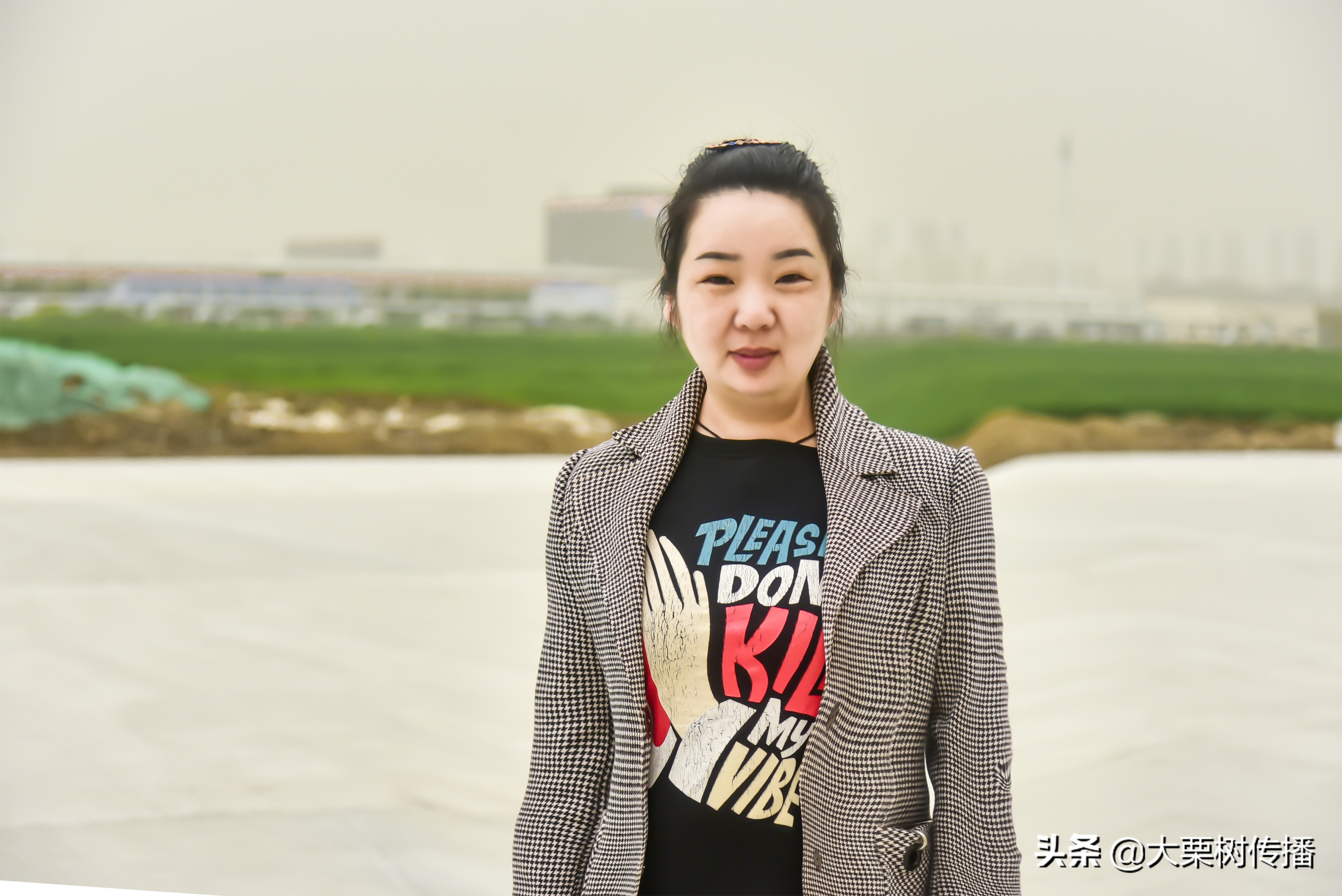 知心姐姐沈爱君：人间不值得，但人间很美
