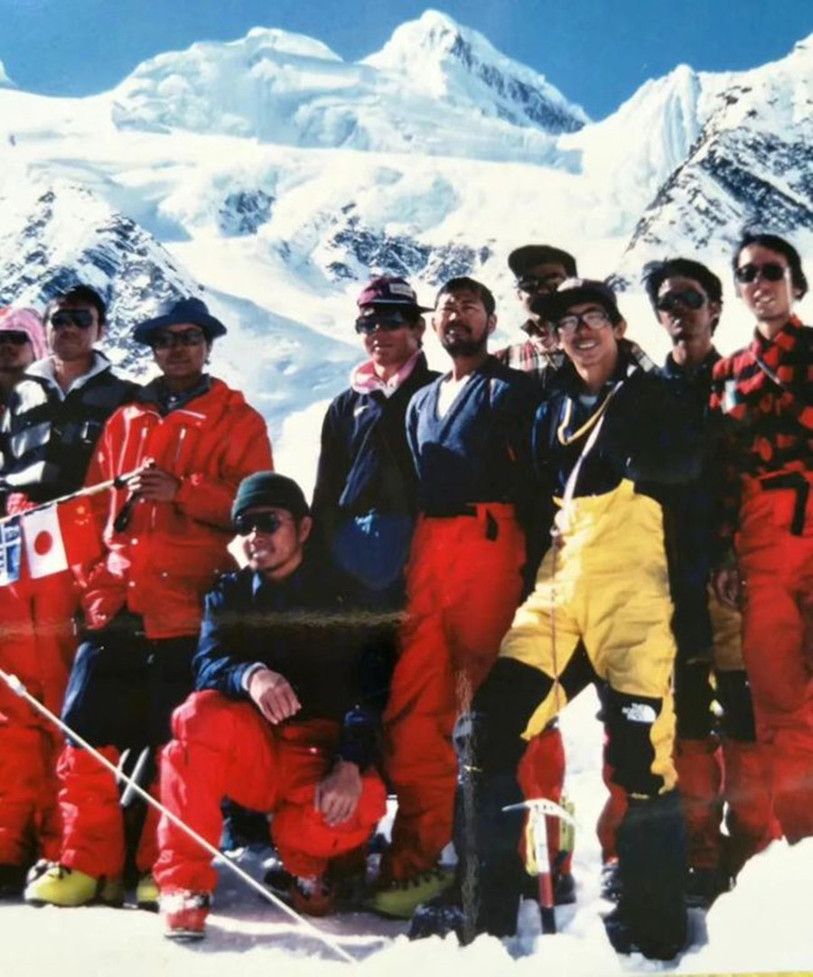 1991年，17人挑战梅里雪山，一夜之间全部遇难，日记内容充满诡异