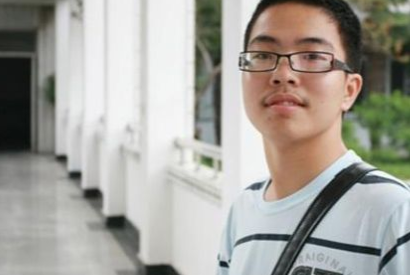 高考特殊满分作文，全文仅有755个字，却有30字阅卷组长也不认识